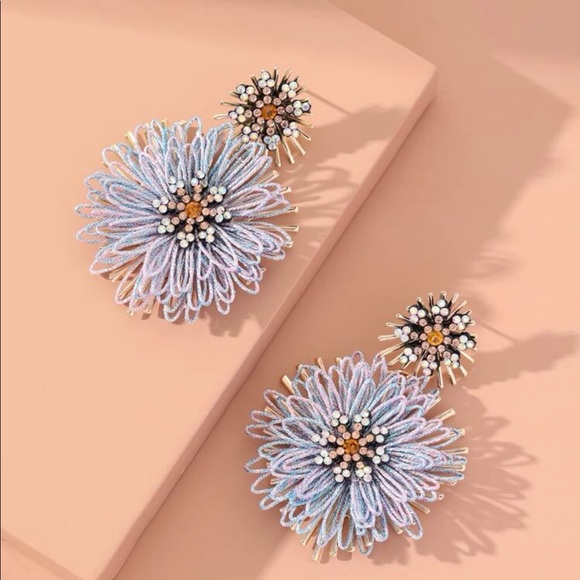 SOLD! GORGEOUS Flower Statement Earrings - Picture 2 of 4